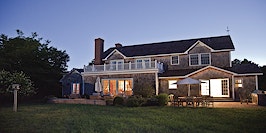 Luxury listing of the day: East Hampton waterfront estate in N.Y.