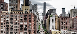 Manhattan home sales breaking records left and right