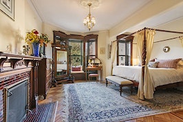 Luxury listing: restored brownstone in Park Slope