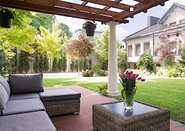 When indoor meets outdoor: Making blended living spaces an upsell