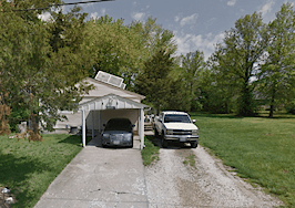 Study uses Google Street View to accurately predict neighborhood demographics